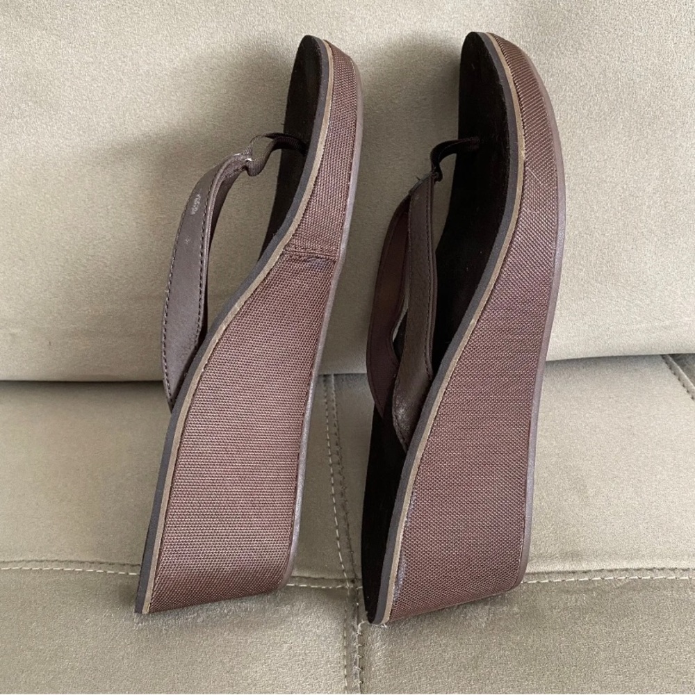 OluKai Pio Lua Wedge Platform Flip Flops Sandals Brown Women’s Size 9 - Picture 3 of 6